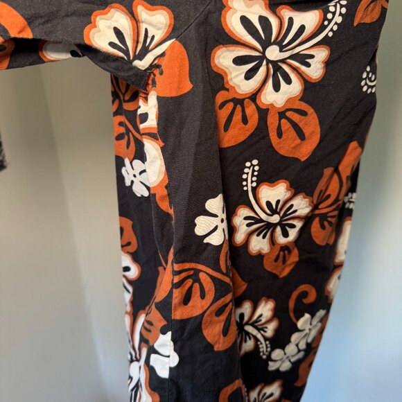Vintage Hawaiian Original Black, Orange, and White Floral Buttoned Shirt - Picture 9 of 11